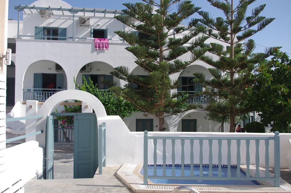 Iris Boutique Hotel Kamari  Exterior photo